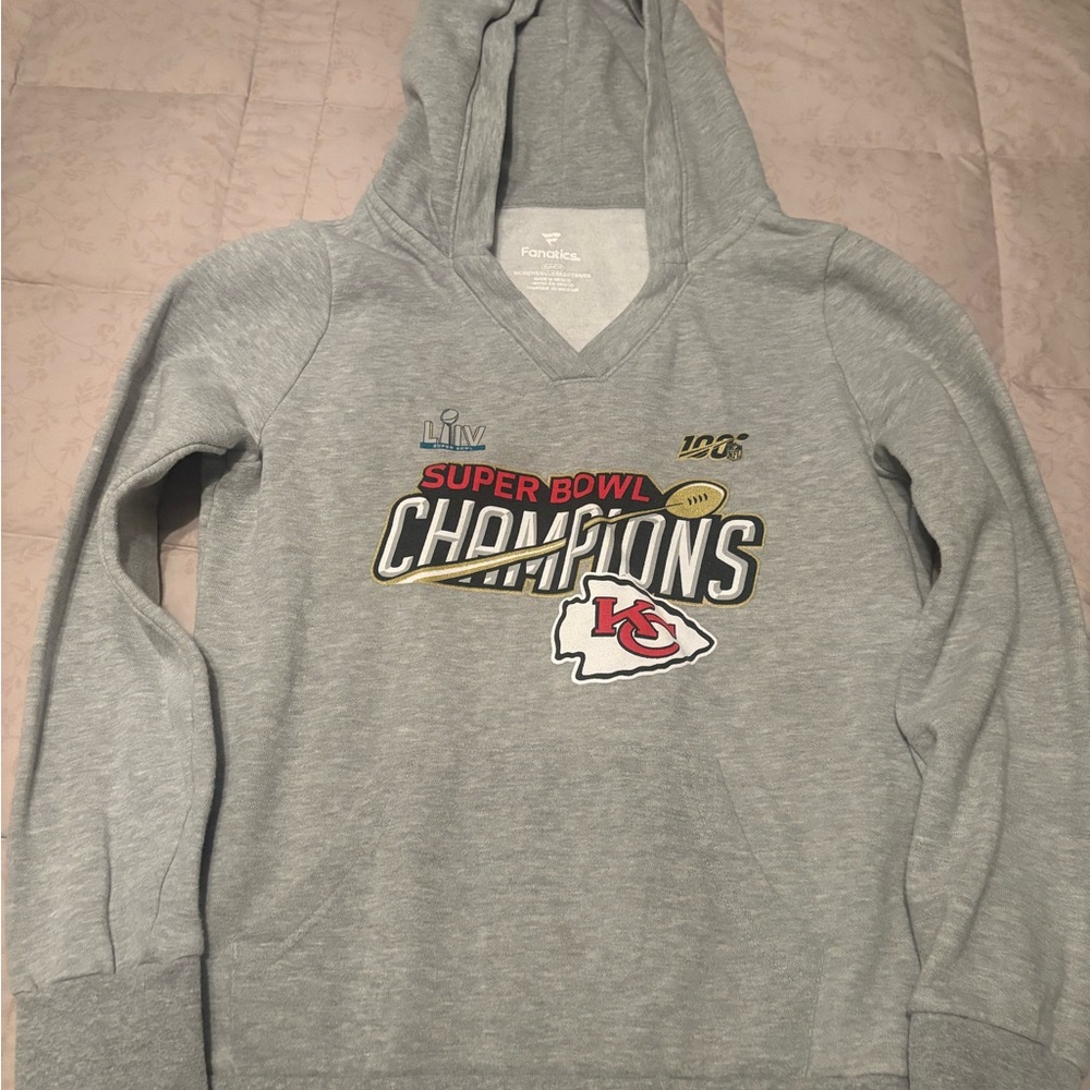 Fanatics Women's Gray Pullover Hoodie